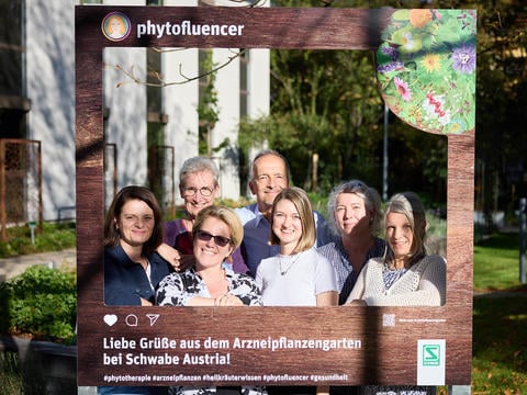 Fotorahmen im Arzneipflanzengarten - © Schwabe Austria