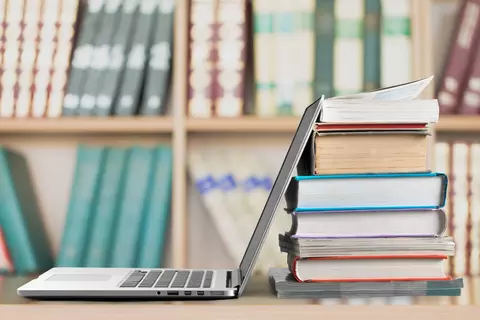 Fortbildungen - © Canva