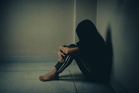 Depression: Anzeichen, Formen, Behandlungsmöglichkeiten – © Love the wind/stock.adobe.com