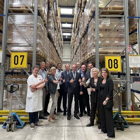 40 Jahre Standort Wien, Schwabe Hausführung Lager - © Schwabe Austria 